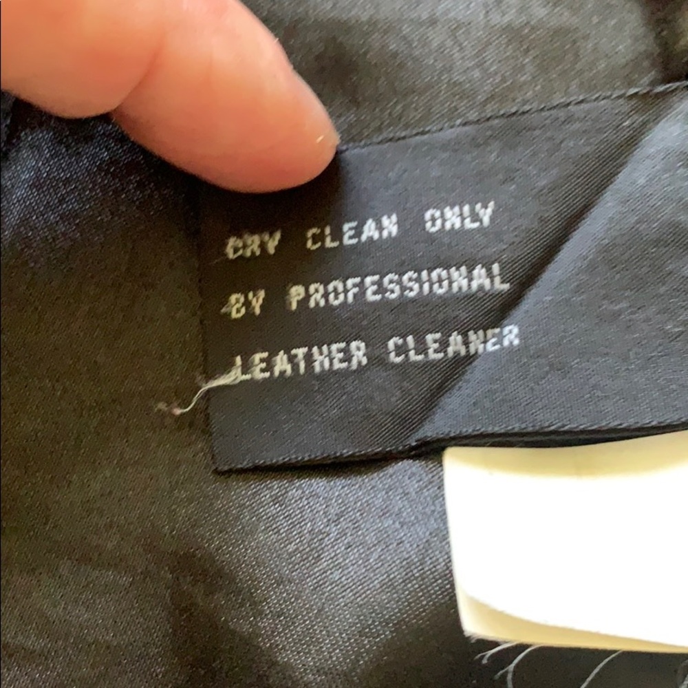 Leather jacket - Picture 8 of 9